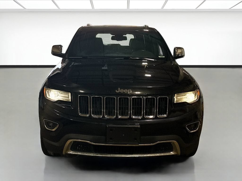 2015 Jeep Grand Cherokee — side profile view