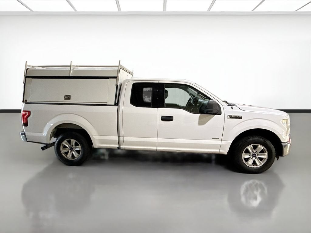 2015 Ford F-150 — detail view