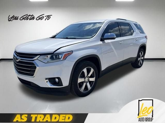 2018 Chevrolet Traverse LT Leather in Iridescent Pearl Tricoat — front three-quarter view