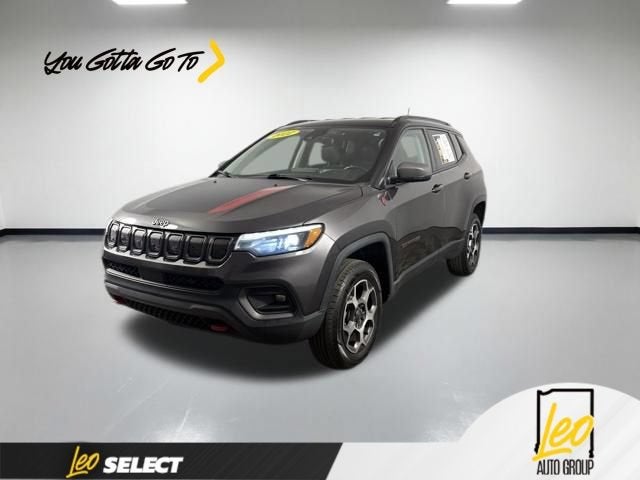 2022 Jeep Compass Trailhawk in Gray — front three-quarter view