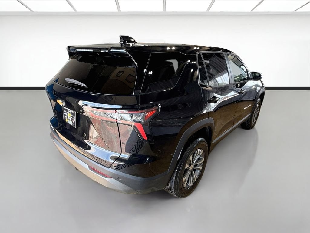 2027 Chevrolet Equinox — detail view