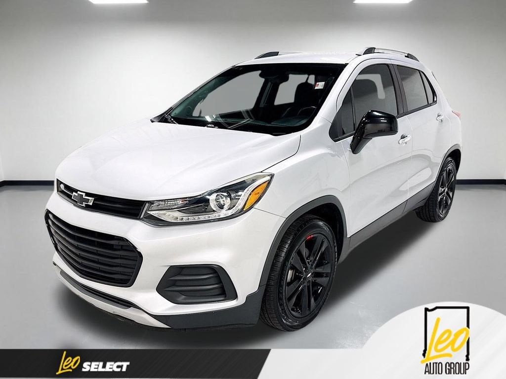 2019 Chevrolet Trax LT in Silver Ice Metallic — front three-quarter view