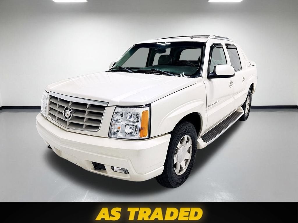 2002 Cadillac Escalade EXT Standard in White Diamond — front three-quarter view
